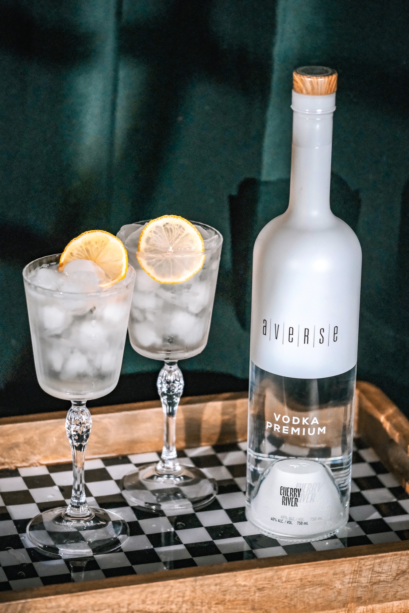 L'univers de Vodka Averse Premium